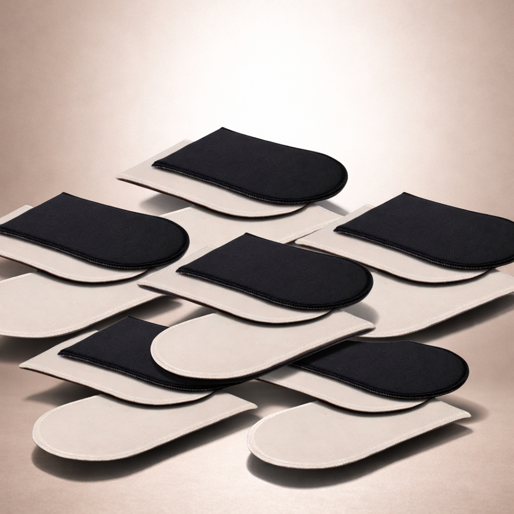 Moussing Mitt_Single Image_FINAL_with shadow Colour Me Bronze Professional - Moussing Mitt